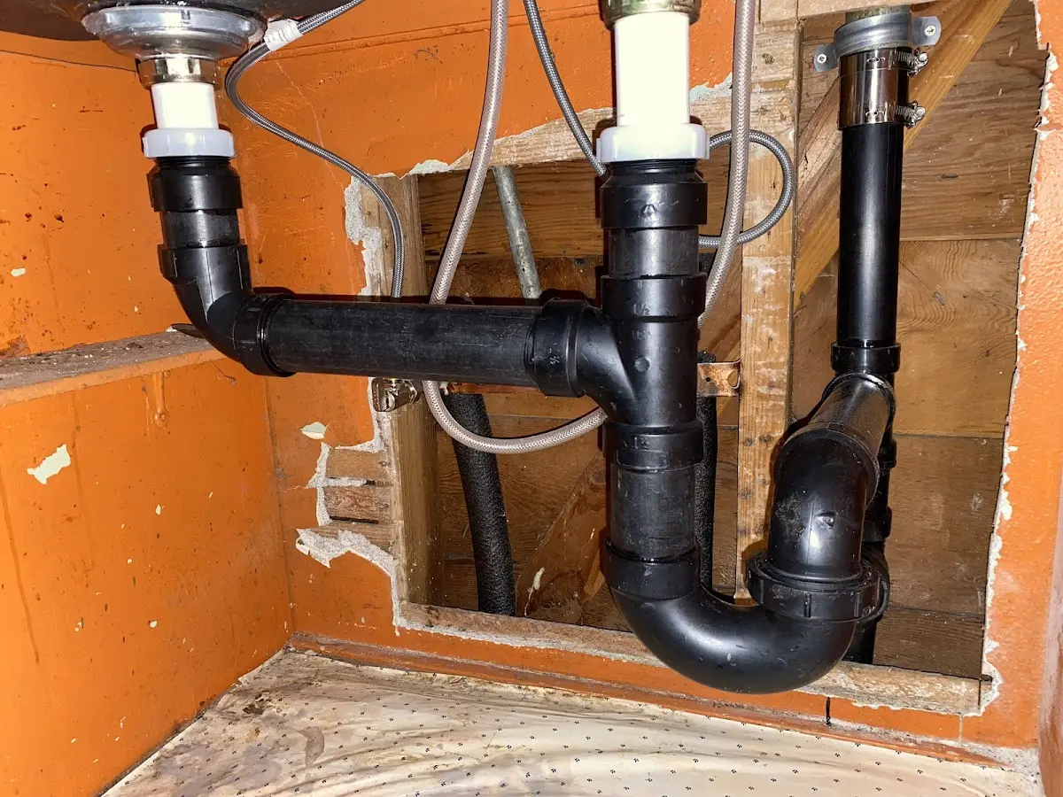 Professional Pipe Bursting equipment and tools on the job in Hayfield